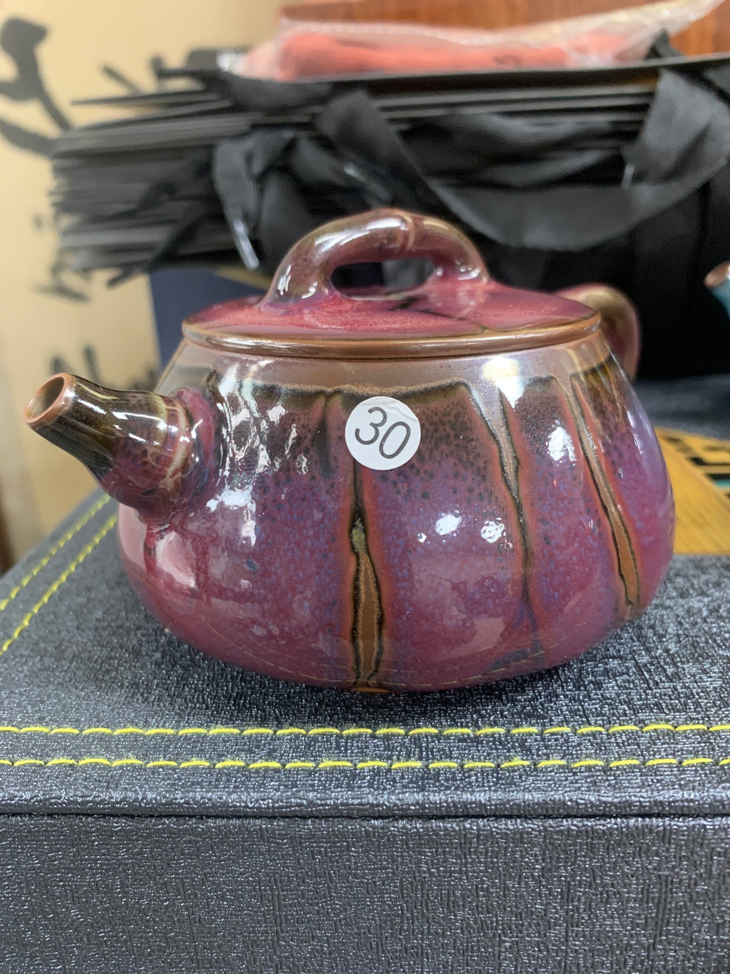Jun porcelain 10.4