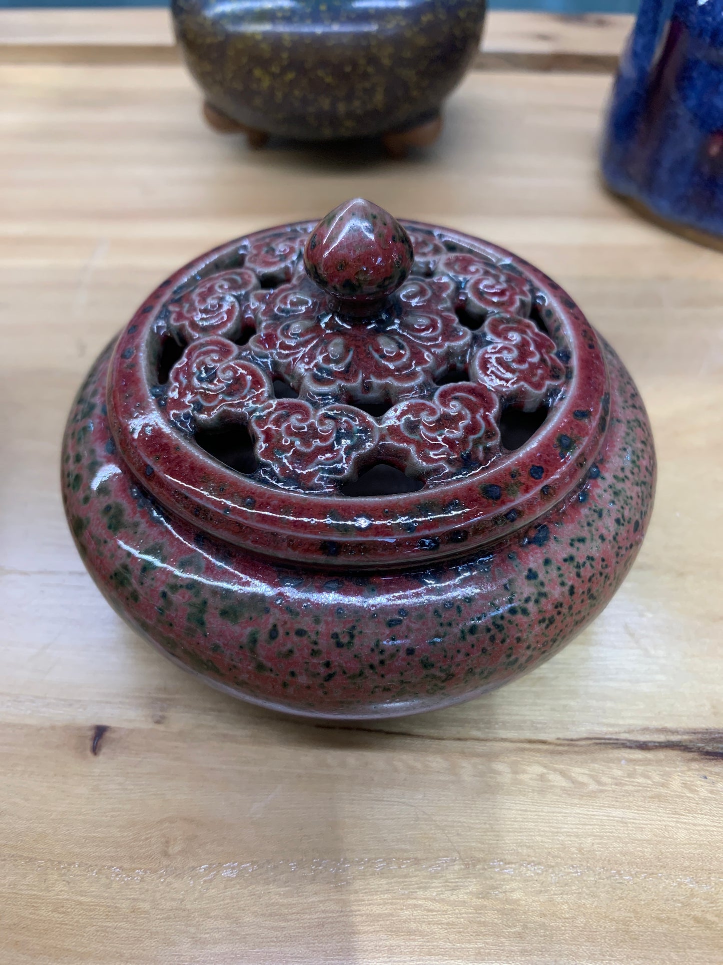 Jun porcelain 10.09