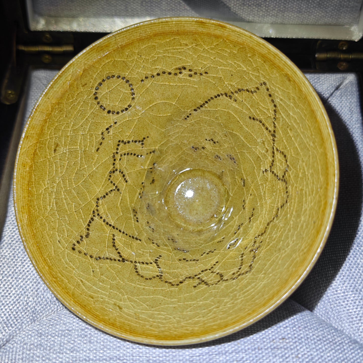 master ding wei lu Linglong teacup Taro glazed douli shape cup
