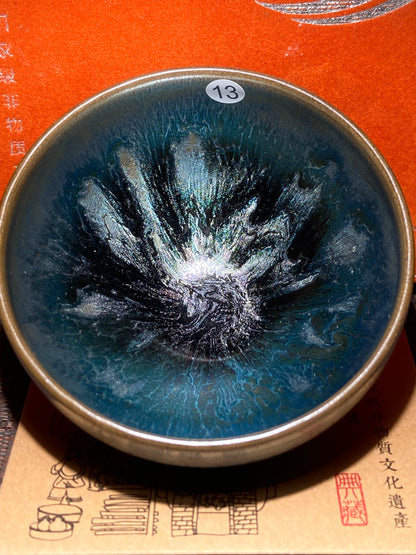 [No.1 teacup]The fourth generation of the porcelain family, a national etiquette artist / Master Xuxiaowei 1-14