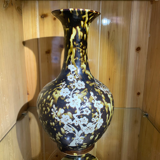 Master Liu you liang Big vase carve Butterflies and flowers