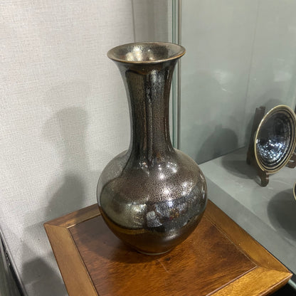 Master ji guo ping vase